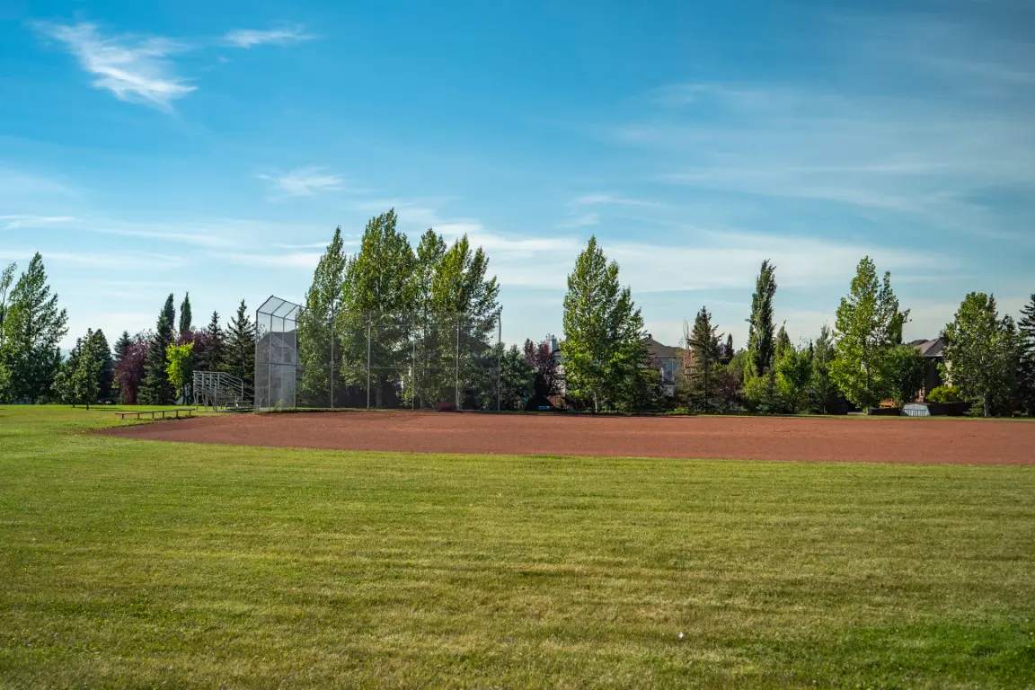 Douglasdale/Glen community view 4