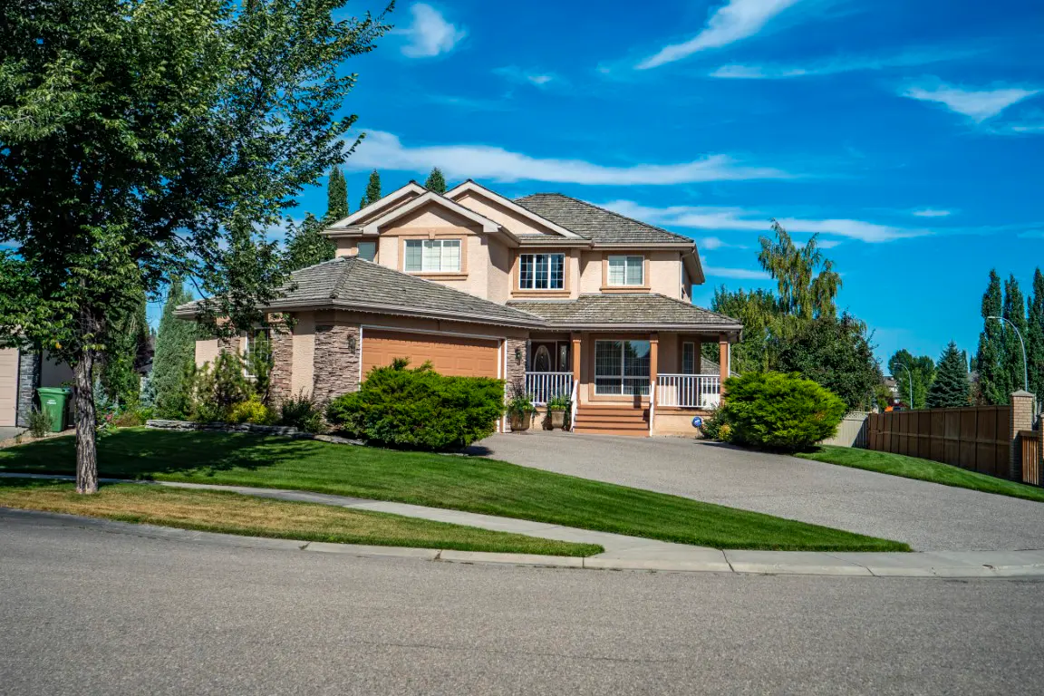 Douglasdale/Glen community in Calgary